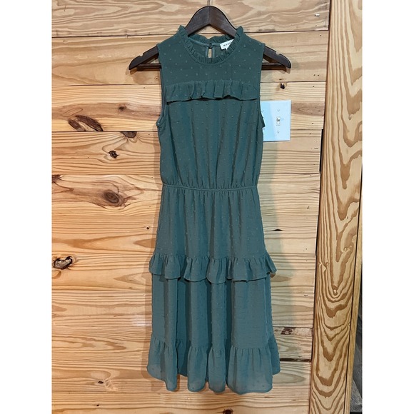 Monteau Los Angeles Dresses & Skirts - Monteau Dress Womens XS Boho Sage Green Sleeveless Swiss Dot Tiered Midi Dress